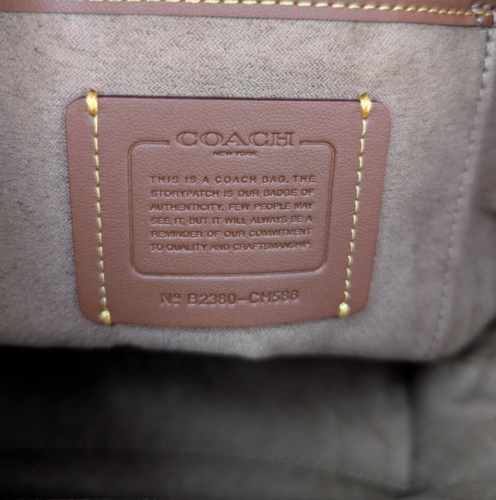 Coach Riya 21 Backpack In Colorblock White - Picture 11 of 12